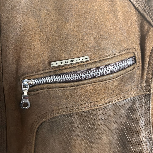 Men's Tan Leather Bomber Jacket - Picture 8 of 10